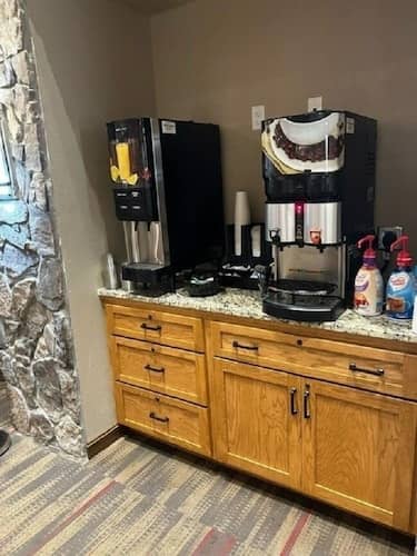 Breakfast area 42 of 57